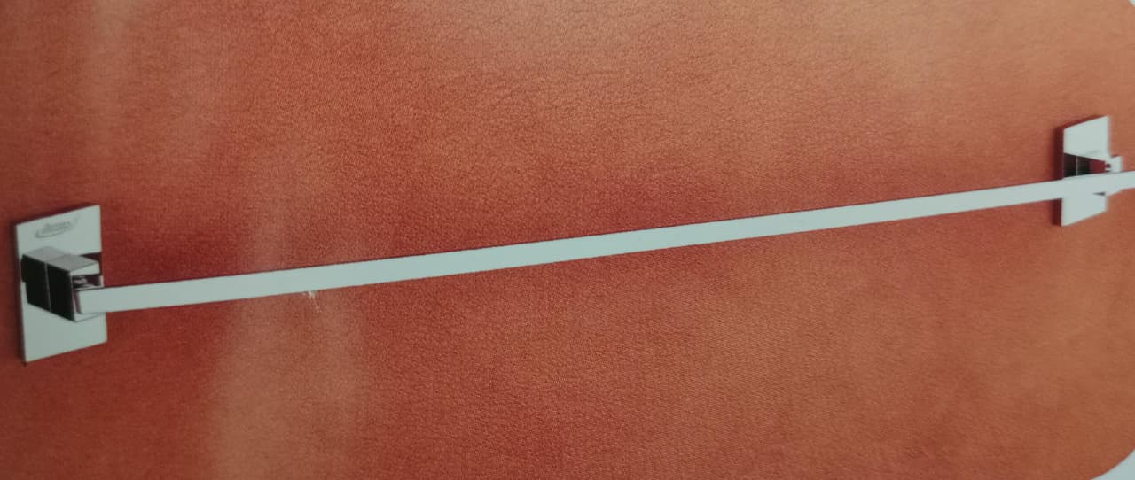 DECOR SHARLO TOWEL BAR 583MM SR0001